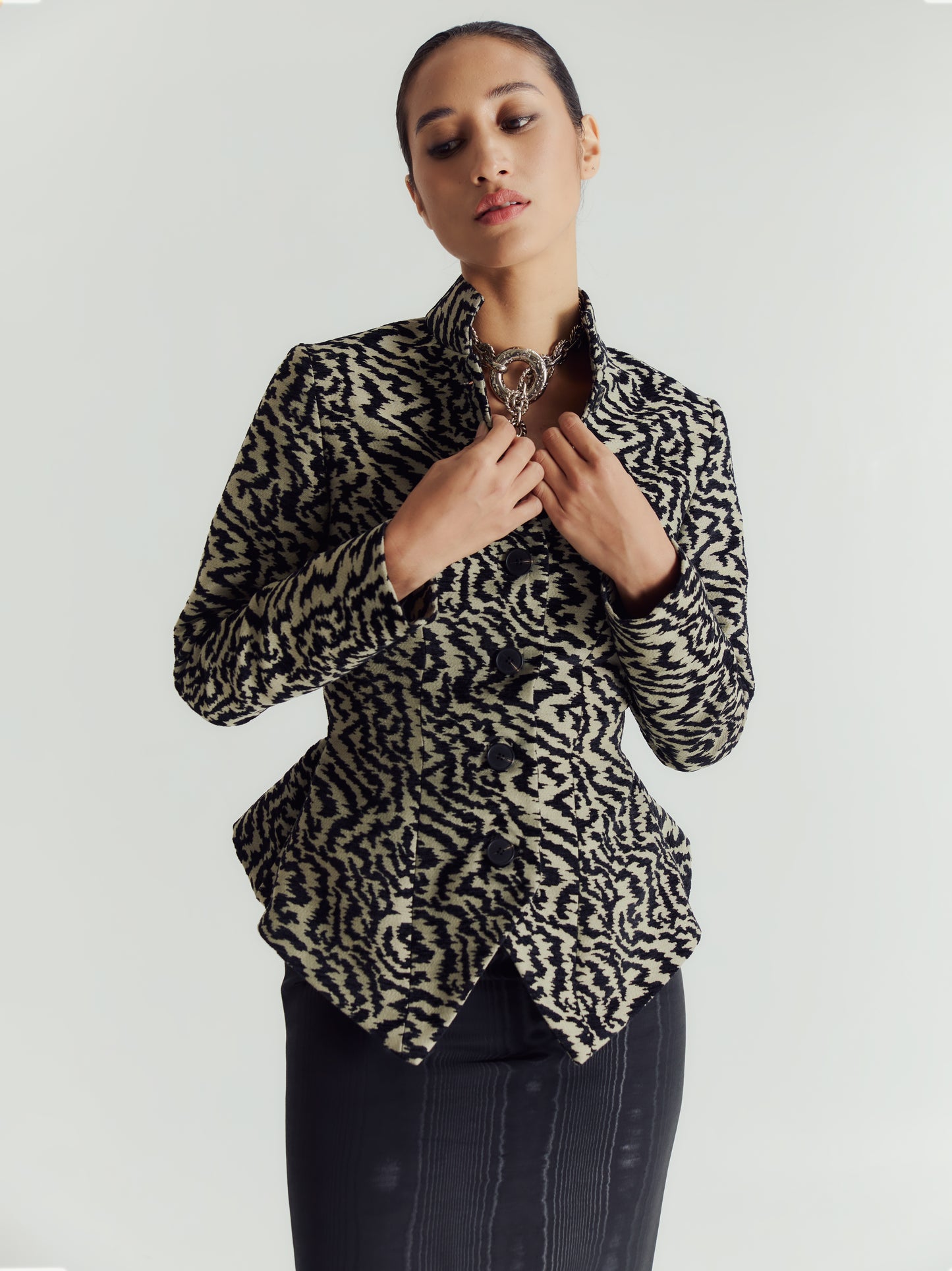 DOMINIQUE TAILORED HIGH NECK JACKET